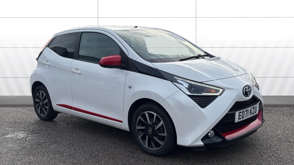 Toyota Aygo 1.0 VVT-i X-Trend TSS 5dr x-shift Petrol Hatchback